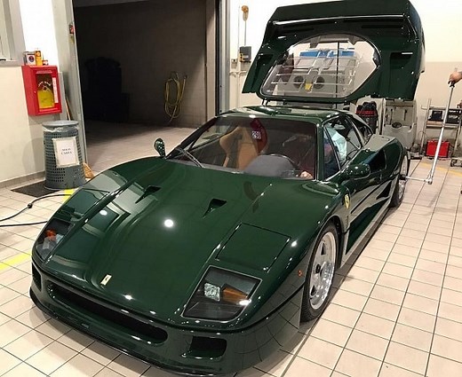 British Racing Green Ferrari F40 Is the Devil's Respray