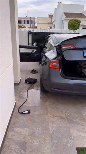 1K views · 180 reactions | Tesla key hack #tesla | YURA VIKA TESLA | Facebook