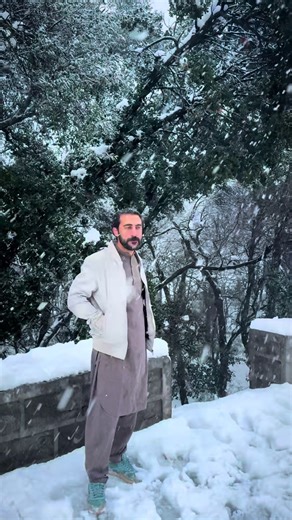 If it snows,my heart will be as soft as the flakes of the winter season 🌨️❄️#snow #kalam #swat #pakistan #winter @Al Jazeera English @SAQIB SHER BACHA @Imran Khan Official