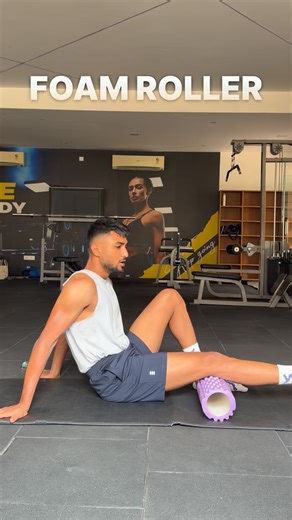 Alpha Run Club | Pune on Instagram: "Iron out the stiffness and glide through your next run with the ultimate recovery hack: foam rolling. Drop a “🚀” if you’re adding foam rolling to your routine! #FoamRolling #RunnerRecovery#MuscleHealth #FitnessHacks#InjuryPrevention [foam roller benefits, running recovery tips, muscle soreness relief, myofascial release, runner wellness, leg day recovery, flexibility training, athletic performance, gym recovery routine, foam rolling for runners, muscle tight