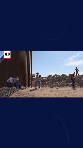 米南西部アリゾナ州とメキシコを隔てる国境の壁の一部が未完成なため、磁石に引き寄せられるようにこの隙間に、南米からの移民希望者が押し寄せている。#tiktokでニュース #AP通信 #ap_japan