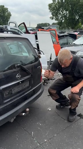 129K views · 2.6K reactions | Replace your car parts yourself and save $3,000 a year!#car #foryou #howto #cartok #automotive #driving #skills #knowledge #fyp #tips #fpy | Drivers lesson | Facebook