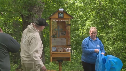 East Moline debuts new 'wind phone'