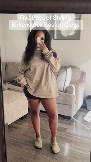 Five casual outfits wearing my Birkenstock Clogs #birkenstocks #birkenstockboston #atlanta #fallfashion #fallfit #anthropolgiebag