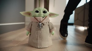 Be the Mandalorian™ you’ve always wanted to be with The Child Real Moves Plush from the Star Wars™ series The Mandalorian™. Take him wherever you go and start your own adventures all by remote control. (Beskar™ steel not accepted). | Mattel