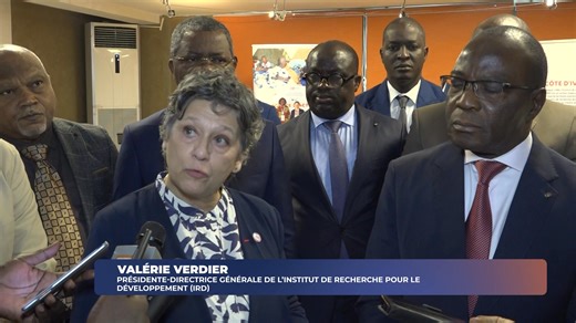 [Société] 🇨🇮 Le ministère de l'Enseignement supérieur et de la Recherche scientifique et l’Institut français de recherche pour le développement ont procédé à la signature d’une convention visant à renforcer la coopération scientifique et académique. Cet accord ambitionne de promouvoir la recherche, l’innovation et le développement des compétences au profit des étudiants et des chercheurs. #RTIinfo | RTI Info