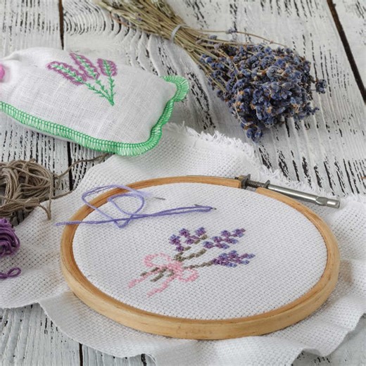 Embroidery Basics: A Hands-On Class in Stitching and Textile Arts - Hilltown Families