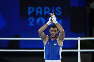 Box: Zlatá medaila pre Uzbekistan. Zaslúžil sa o ňu Lazizbek Mullodžojonov | Šport.sk