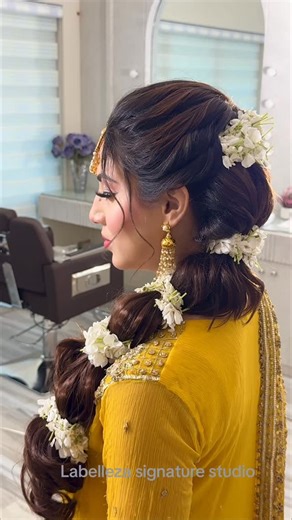 La Belleza Aesthetic & Beauty Studio on Instagram: "Creating beauty, one blend at a time.”Only at @labelleza_signaturestudio! Located at 34C, Circular Road, University Town, Peshawar. 03-31-31-6-31-31 0333-11-3333-2 . . . . . . Tags Refresh. Revive. Reimagine your look: #mehndi #weddings #hairstyle #peshawar #hydrafacial #haircut #hairdye#ombre #balyage #bodymassage #carbonfacial #bridalmakeup #partymakeup #lashextension #lipblush #Bbglow #hairctreatment #bodytherapy #darkcircletreatment#Aesthet