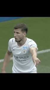 The defender 💀 #funny #funnyvideos #foryoupage❤️😍 #funnymoments #trendingreel #viralvídeos #defender #footballgames #viralvideochallenge | RHS football memes