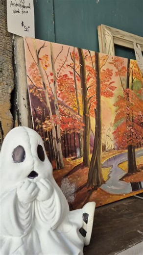 Halloween has officially hit the shelves at American Rust & Patina—and yes, we are happy about it! From spooky vintage finds to hauntingly good decor, our shop is packed with everything you need to kick off the season. Come see what’s creeping in before it disappears... 🕰️ Open daily in Layton 📍 110 N Main | American Rust & Patina