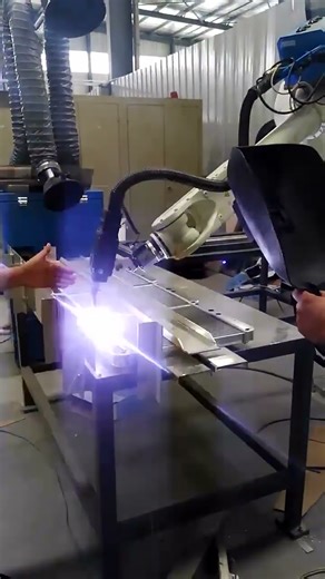 Yangzhou Zuoer Radiator Co , Ltd | Radiator Welding Workshop & Craftsmanship