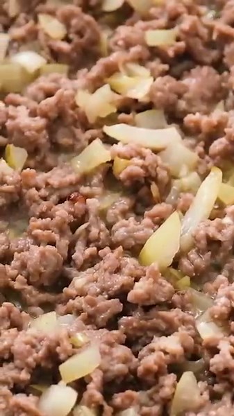Ground Beef and Potato Casserole #recipe #casserolerecipe #casseroles #dinner