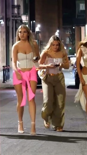 Stylish People Lighting Up LA Nights ✨💃#StreetStyle #LosAngelesLife #CityWalk #USA