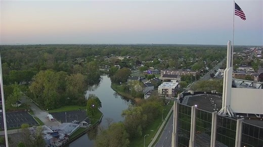 More sweet weather Thursday with a crisp start before rising to the low 70s