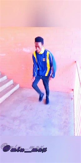 Bhenga In School #schooldance https://www.youtube.com/@mlu_max subscribe on YouTube pls #groveendsecondaryschool #bhenga2023