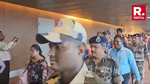 Team India - the #T20WorldCup2024 champions - arrives in Mumbai. They will have a victory parade here in the city shortly, to celebrate their victory. . . . #indiancricketteam| #t20worldcup2024 | #worldcup | #teamindia | #mumbai | #marinedrive | #rohitsharma | #viratkohli | #hardikpandya | #LatestNews | #RepublicWorld | Republic