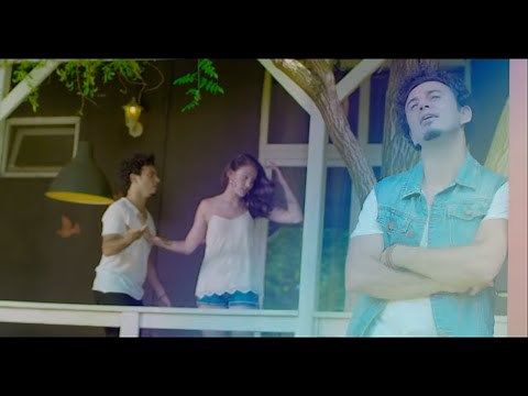 Buray - İstersen (Official Music Video)