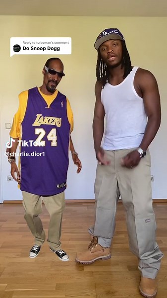 Snoop Dogg 90s Outfit Ideas for Dressing Up