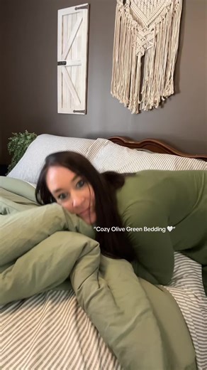 Transform Your Space with Olive Green Bedding