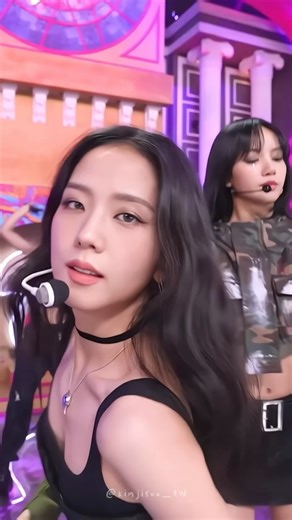金智秀的兔兔星球🐰🥕 on Instagram: "Pink Venom🩷 220828 SBS INKIGAYO "Pink Venom" JISOO Fancam #블랙핑크 #BLACKPINK #ブラックピンク #김지수 #지수 #JISOO #ジス #金智秀 #智秀 #ME #FLOWER #AllEyesOnMe #BLISSOO #AMORTAGE #earthquake #YourLove #TEARS #HugsandKisses"