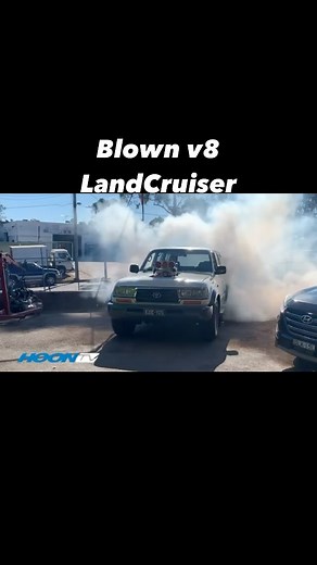 Kuwaitspeed 🇰🇼 on Instagram: "Big block landcruiser 671 Blower #burnout #landcruiser"