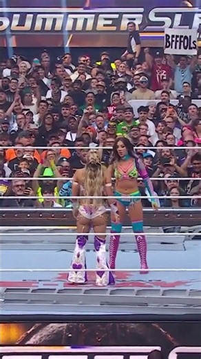 IT’S CHELSEA TIME! ⏰✨👯‍♀️ #SummerSlam