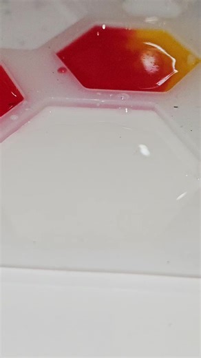 Trying to paint a dried Orchid #resinjewellery #handmade #resinartist #handmadejewellry #resinart