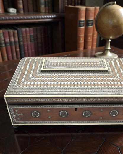✨Today marked the fourth and final day of our Derby November Antiques & Collectors Auction. Watch as Lot 3052, a late 19th-century Indian Empire inlaid sewing box with fine bone detailing, goes under the hammer. Estimated at £60–£80, it soared to an impressive £320 hammer price. Explore the full auction results: 👉 https://hansonslive.hansonsauctioneers.co.uk/auctions/catalog/id/746 Considering selling antiques or collectables? We’d be delighted to help. Enjoy our complimentary valuation service