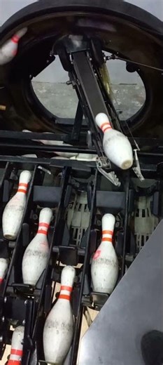 AMF Bowling 🎳 pin Distributor checking ✔️