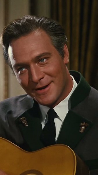“Edelweiss” from THE SOUND OF MUSIC 🤍 #soundofmusic #musical #musicalfilm #shorts