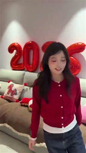 We old photographers start making pictures right at our doorstep.......#Taking photos at h