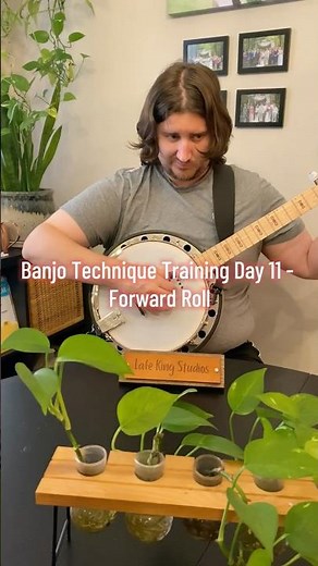 Banjo Technique Training Day 11 - Forward Roll