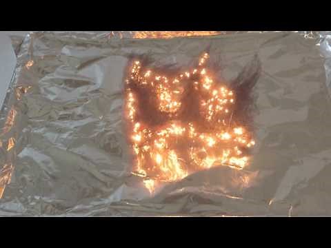 Steel wool and 9 volt battery Experiment (Create iron oxide (FeO2))