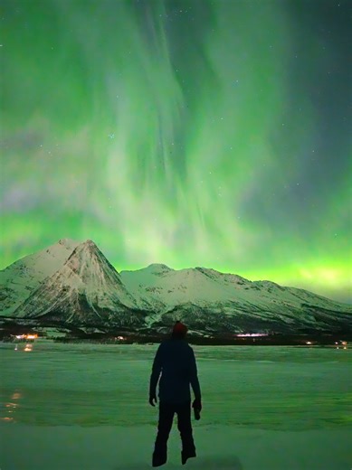 Pulsating Aurora ✨ Underestimated type of lights, because normally they are weak for human eyes, and you need a good dark spot with clear sky to enjoy them. In rare cases, they can be really strong, so you can actually see it with your eyes as on the camera. 🌌 #northernlights #auroraborealis #aurora #norway #norge