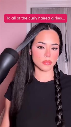 Ready to take your hair game to the next level? Meet RevAir, your dry, smooth and straighten in ONE step tool. Discover the power of award-winning Reverse-Air technology. | RevAir