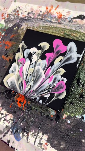 We’ve perfected our chain pull ‼️🫶😅 Using the chain pull technique to create unique patterns, The magic of fluid art: pulling color into life with just a chain ⛓️🎨✨ Create in Hawaii Fluid Art, inside The Shoppes At Zion, St.George, Utah📍 #hawaiifluidart #chainpulltechnique #fluidart #handcrafted #thingstodoinstgeorge