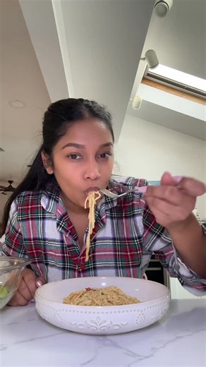 Tonya Singh on Instagram: "One of our fave dishes for lunch today. 🤤 @primalkitchenfoods so many great healthier alternatives! @kerrygoldusa best butter we get our hands on!"