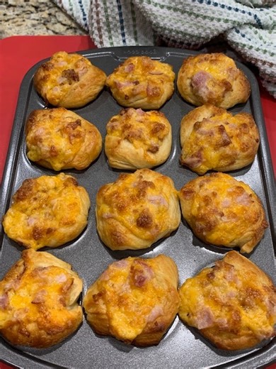 301K views · 4.3K reactions | Easy Cheesy Appetizer! We highly recommend this delicious cheddar ham snack. #appetizers #partyfood #cheese #easyrecipes | Scott & Karen | Facebook