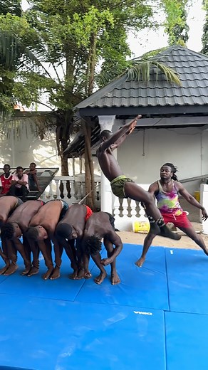 220K views · 2.1K reactions | #reelschallengereelschallenge #reelsviralシ #videoviralシ #viralreels #instareels #myself | Alias Saïrus Sylla | Facebook