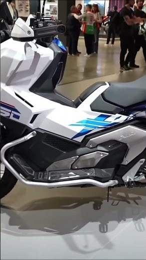 Honda X - ADV 750 # 2026
