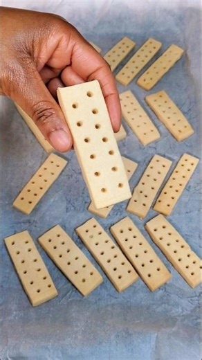 4-ingredient Shortbread Cookies