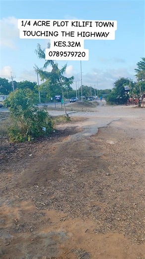 🔥 PRIME COMMERCIAL PLOTS – KILIFI TOWN | HIGHWAY FRONTAGE 🔥 Rare opportunity to own strategic commercial land in the heart of Kilifi Town. Two (2) adjacent 50 × 100 ft plots, perfectly positioned touching the Kilifi–Malindi Highway with an additional tarmacked back road leading directly to Naivas Supermarket — unmatched accessibility and visibility. 📍 KEY HIGHLIGHTS Direct highway frontage back road access Clean Freehold Title Deeds Free of encumbrances High traffic zone with strong commercia