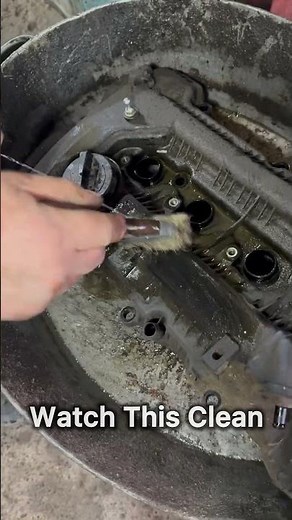 Dirty Valve Cover Cleaning! 😳 #carrepair #automobile #engineblock #mechanic