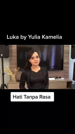 Dengarkan lagu Luka by @yuliakamelia7 #HatiTanpaRasa sebuah adaptasi dari novel Heartless.. Setiap Isnin - Khamis jam 10mlm di TV3 @TV3Malaysia @Tonton MY @dramasangat Boleh marathon kat @iQIYI Malaysia Sebuah arahan @ayiezmustafa Novel @ateen_khalid Skrip Nieza Nahar #creativeskillsolution #tv3 #dramasangat #tonton #hatitanparasa #redzarosli #schaellinea #syarafisudarmaji #yuliakamelia #luka #fyp