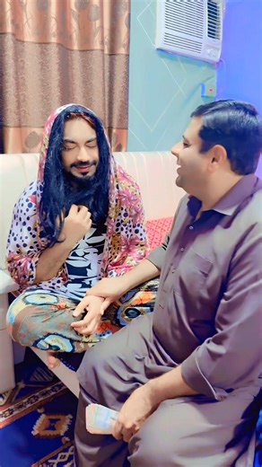 Nadia mari sohni soyani 🤪🙈 | Khalid Hassan