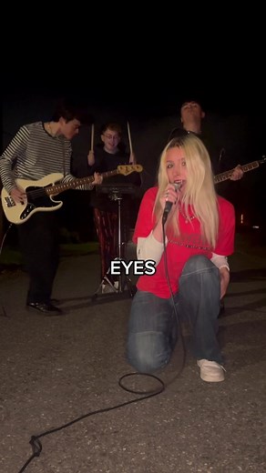 Slipknot Duality: Pushing Fingers Into Eyes Explained