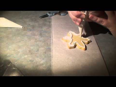 Using an icing/piping bag without a tip or coupler