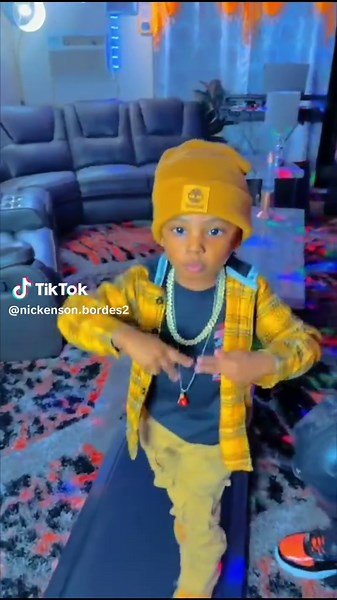 VETERAN_Nickenson🦅💸 (@nickenson.bordes2)’s videos with son original - gadelipromo