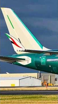 🚨 FIRST PRODUCTION-READY EMIRATES BOEING 777X ROLLS OUT! 🇦🇪✈️